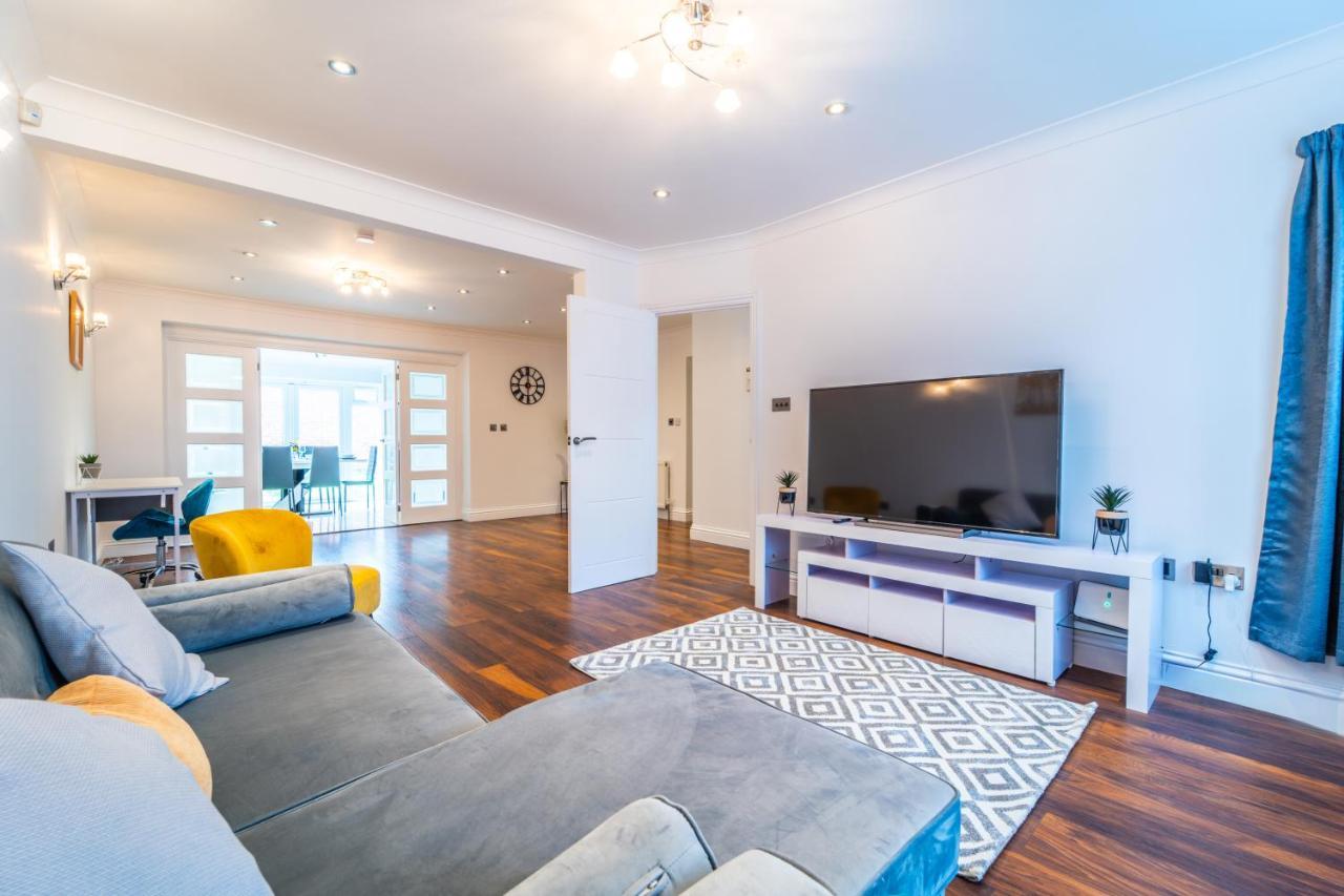 Modern Spacious 4 Bed Hayes Home With Free Parking Exterior foto